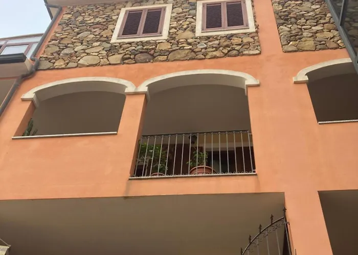 Calme, Vue Panoramique A 100 M Du Centre * Villasimius