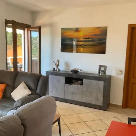 Calme, Vue Panoramique A 100 M Du Centre *