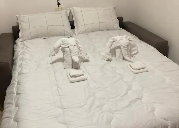 Calme, Vue Panoramique A 100 M Du Centre דירה