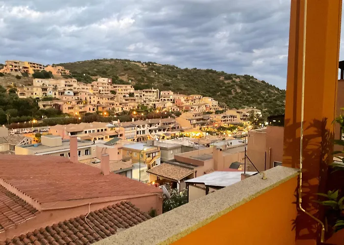 Calme, Vue Panoramique A 100 M Du Centre